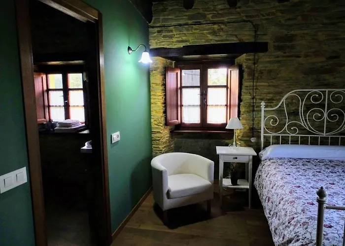 Casa Carballeira * Villarfernando